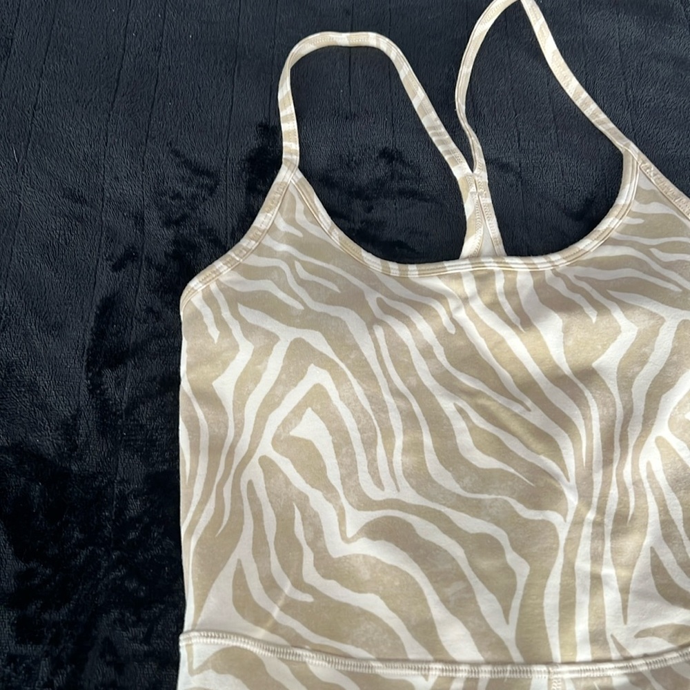 Old Navy Beige and White Zebra Print Romper - Picture 2 of 3
